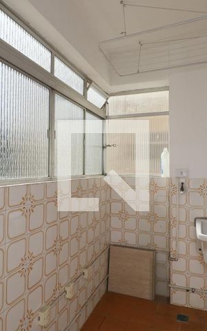 Apartamento à venda com 70m², 2 quartos e 1 vagaÁrea de Serviço