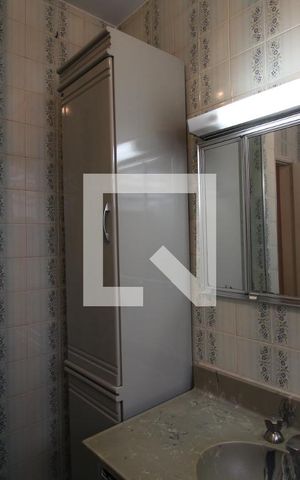 Casa à venda com 207m², 3 quartos e 2 vagasBanheiro