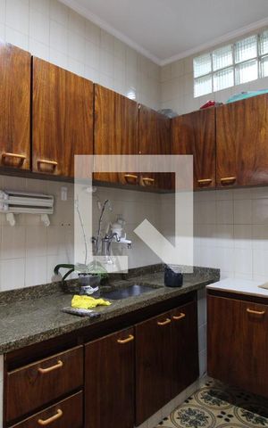 Casa à venda com 207m², 3 quartos e 2 vagasCozinha