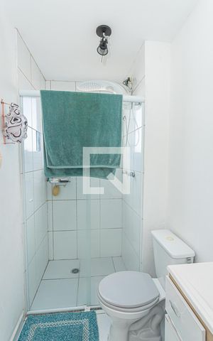 Apartamento à venda com 69m², 3 quartos e 2 vagas Apartamento à venda com 69m², 3 quartos e 2 vagasBanheiro suite
