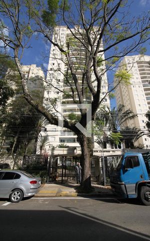 Apartamento para alugar com 95m², 2 quartos e 2 vagasFachada e portaria