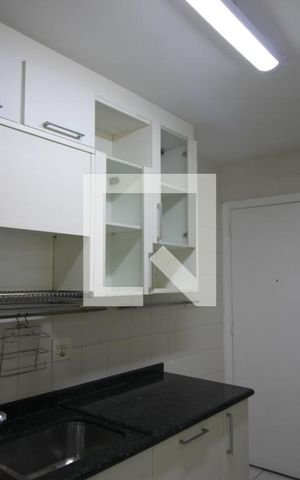Apartamento para alugar com 95m², 2 quartos e 2 vagasCozinha