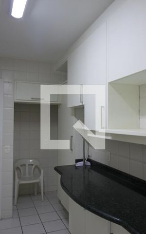 Apartamento para alugar com 95m², 2 quartos e 2 vagasCozinha