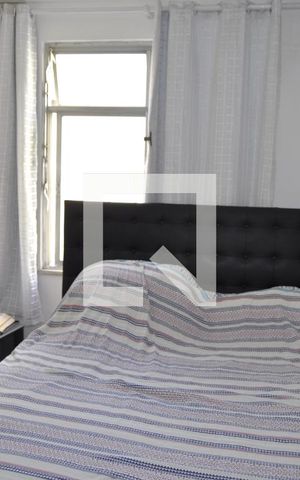 Apartamento à venda com 65m², 3 quartos e sem vagaQuarto