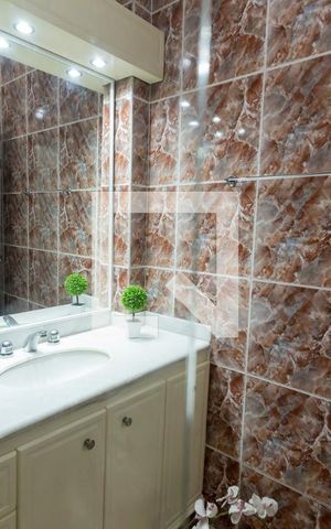 Apartamento para alugar com 83m², 2 quartos e sem vagaBanheiro