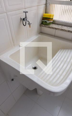 Apartamento para alugar com 83m², 2 quartos e sem vagaÁrea de Serviço