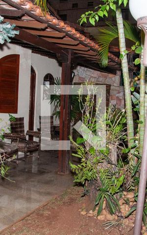 Casa à venda com 220m², 3 quartos e 3 vagas Casa à venda com 220m², 3 quartos e 3 vagasÁrea comum