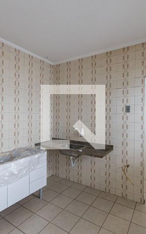 Casa à venda com 180m², 2 quartos e 3 vagas Casa à venda com 180m², 2 quartos e 3 vagasCozinha