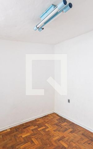 Casa à venda com 180m², 2 quartos e 3 vagas Casa à venda com 180m², 2 quartos e 3 vagasQuarto 2