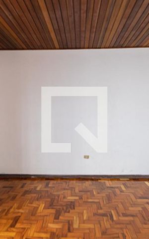 Casa à venda com 180m², 2 quartos e 3 vagas Casa à venda com 180m², 2 quartos e 3 vagasQuarto 1