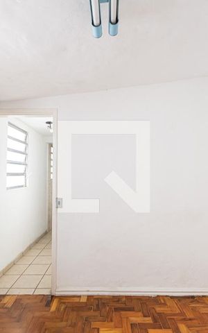 Casa à venda com 180m², 2 quartos e 3 vagas Casa à venda com 180m², 2 quartos e 3 vagasQuarto 2