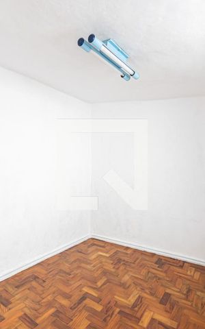 Casa à venda com 180m², 2 quartos e 3 vagas Casa à venda com 180m², 2 quartos e 3 vagasQuarto 2