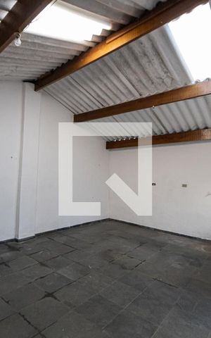 Casa à venda com 180m², 2 quartos e 3 vagas Casa à venda com 180m², 2 quartos e 3 vagasÁrea de Serviço