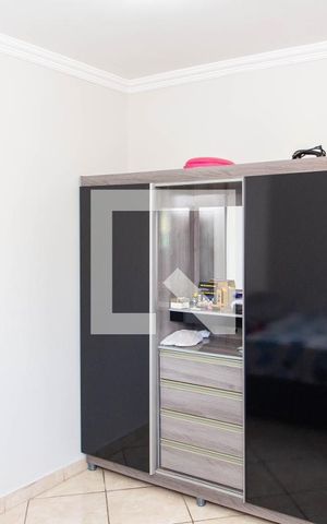 Casa à venda com 196m², 3 quartos e 4 vagas Casa à venda com 196m², 3 quartos e 4 vagasQuarto 2