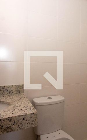 Apartamento à venda com 84m², 2 quartos e 1 vaga Apartamento à venda com 84m², 2 quartos e 1 vagaBanheiro Social