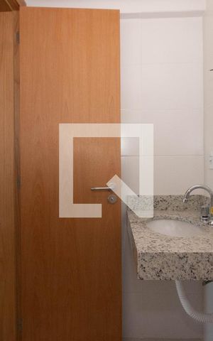 Apartamento à venda com 84m², 2 quartos e 1 vaga Apartamento à venda com 84m², 2 quartos e 1 vagaBanheiro Social
