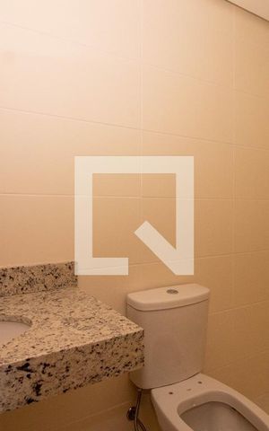 Apartamento à venda com 73m², 2 quartos e 1 vaga Apartamento à venda com 73m², 2 quartos e 1 vagaBanheiro da Suíte