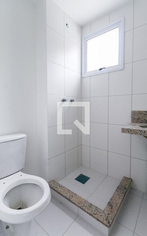 Apartamento à venda com 66m², 3 quartos e 1 vagaBanheiro da suíte