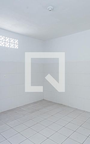 Casa à venda com 50m², 1 quarto e sem vaga Casa à venda com 50m², 1 quarto e sem vagaQuarto