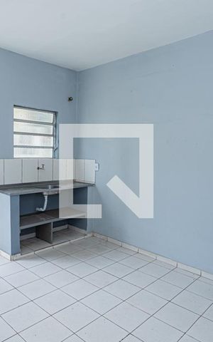 Casa à venda com 50m², 1 quarto e sem vaga Casa à venda com 50m², 1 quarto e sem vagaCozinha