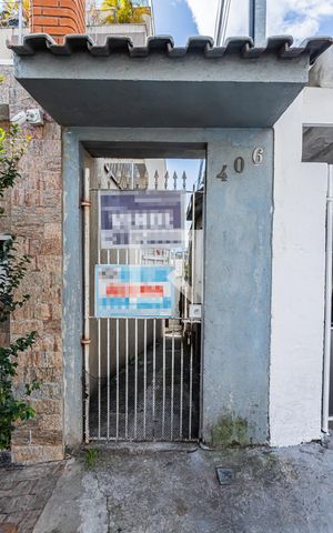 Casa à venda com 50m², 1 quarto e sem vaga Casa à venda com 50m², 1 quarto e sem vagaFachada