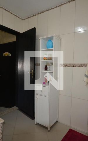 Casa à venda com 250m², 4 quartos e 5 vagasBanheiro da Suíte