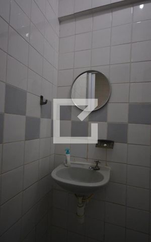 Casa à venda com 250m², 4 quartos e 5 vagasBanheiro 4