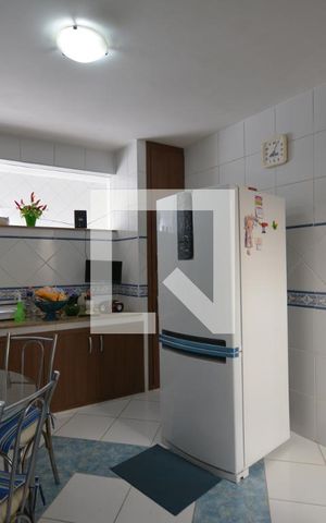 Casa à venda com 250m², 4 quartos e 5 vagasCozinha