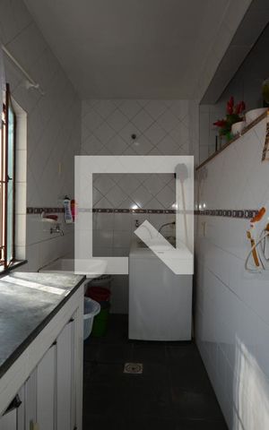 Casa à venda com 250m², 4 quartos e 5 vagasLavanderia