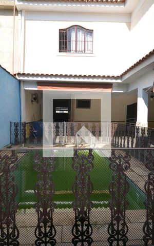 Casa à venda com 250m², 4 quartos e 5 vagasÁrea comum - Churrasqueira