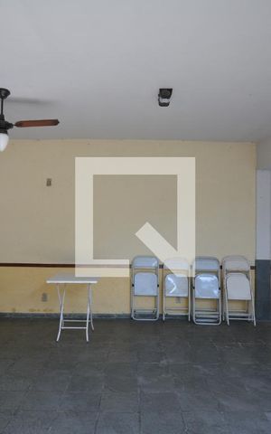 Casa à venda com 250m², 4 quartos e 5 vagasÁrea comum - Churrasqueira