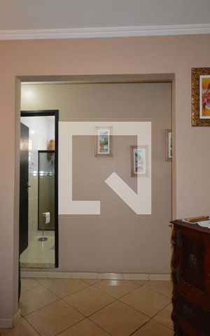 Casa à venda com 250m², 4 quartos e 5 vagasSala