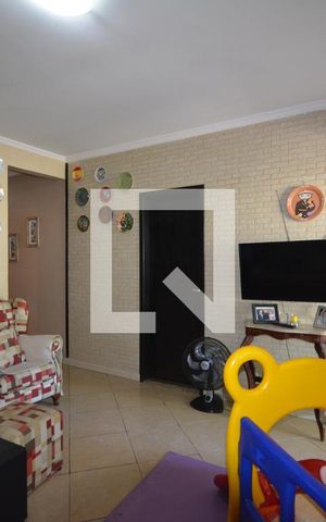 Casa à venda com 250m², 4 quartos e 5 vagasSala
