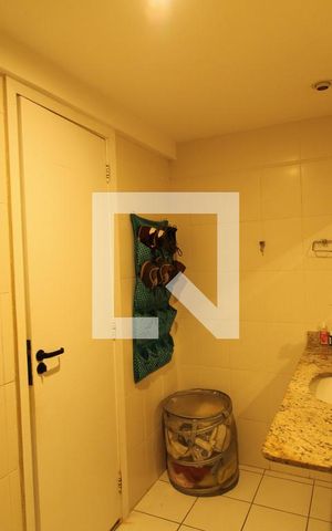 Apartamento à venda com 94m², 2 quartos e 1 vagaBanheiro - Suíte