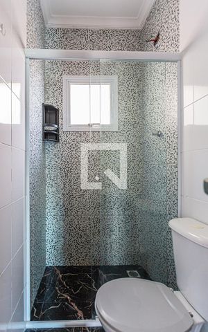 Apartamento à venda com 104m², 2 quartos e 1 vaga Apartamento à venda com 104m², 2 quartos e 1 vagaBanheiro