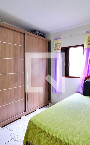 Casa à venda com 100m², 3 quartos e sem vagaQuarto 1