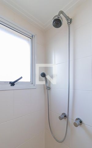 Apartamento para alugar com 65m², 2 quartos e 1 vaga Apartamento para alugar com 65m², 2 quartos e 1 vagaBanheiro