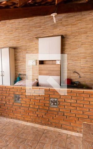 Apartamento à venda com 180m², 3 quartos e 2 vagas Apartamento à venda com 180m², 3 quartos e 2 vagasÁrea de Serviço