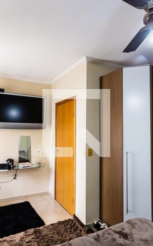 Apartamento à venda com 180m², 3 quartos e 2 vagas Apartamento à venda com 180m², 3 quartos e 2 vagasSuíte