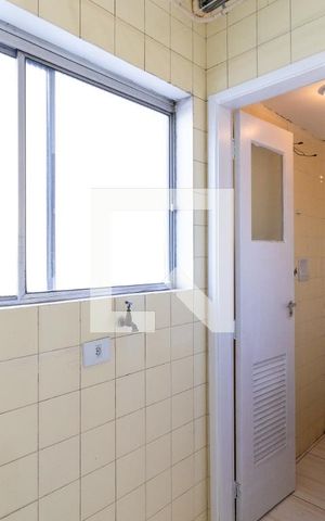 Apartamento para alugar com 83m², 3 quartos e 1 vagaÁrea de Serviço