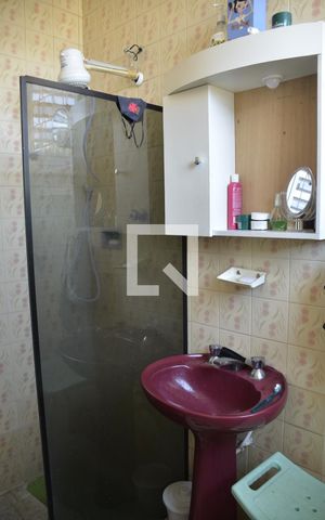 Casa à venda com 277m², 6 quartos e 6 vagasBanheiro da Suíte 1