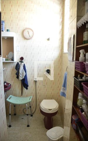 Casa à venda com 277m², 6 quartos e 6 vagasBanheiro da Suíte 1
