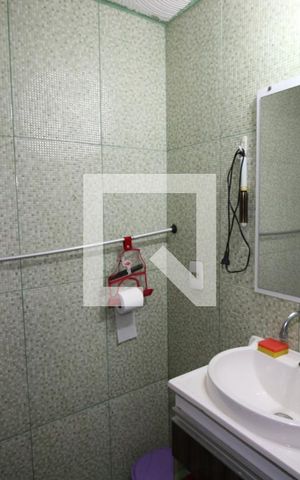 Apartamento para alugar com 58m², 2 quartos e sem vagaBanheiro