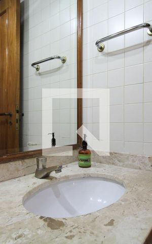 Apartamento à venda com 120m², 2 quartos e 2 vagasLavabo
