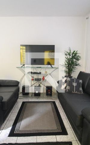 Casa à venda com 100m², 2 quartos e sem vagasala