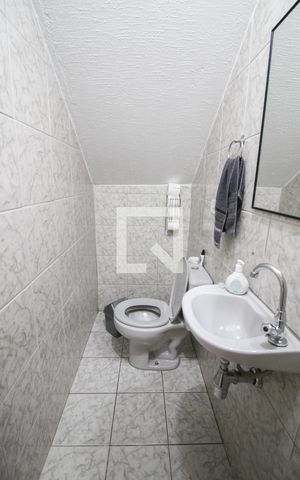 Casa à venda com 100m², 2 quartos e sem vagalavabo