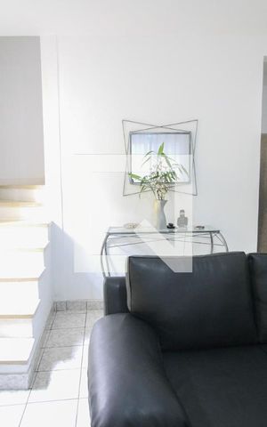 Casa à venda com 100m², 2 quartos e sem vagasala
