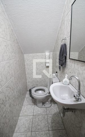 Casa à venda com 100m², 2 quartos e sem vagalavabo