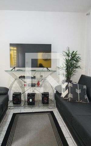 Casa à venda com 100m², 2 quartos e sem vagasala