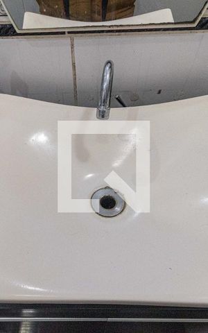 Apartamento à venda com 57m², 2 quartos e sem vagaBanheiro